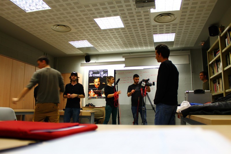 somjoves-taller-cortometraje-ub-camara-plano-conjunto-contrapicado